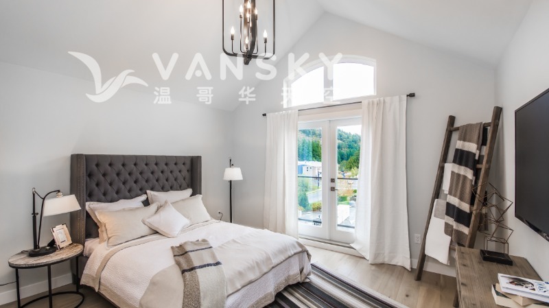 230110165208_master bedroom.jpg